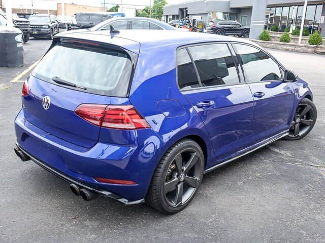 Used 2018 Volkswagen Golf R 4-Door AWD/4WD image 10