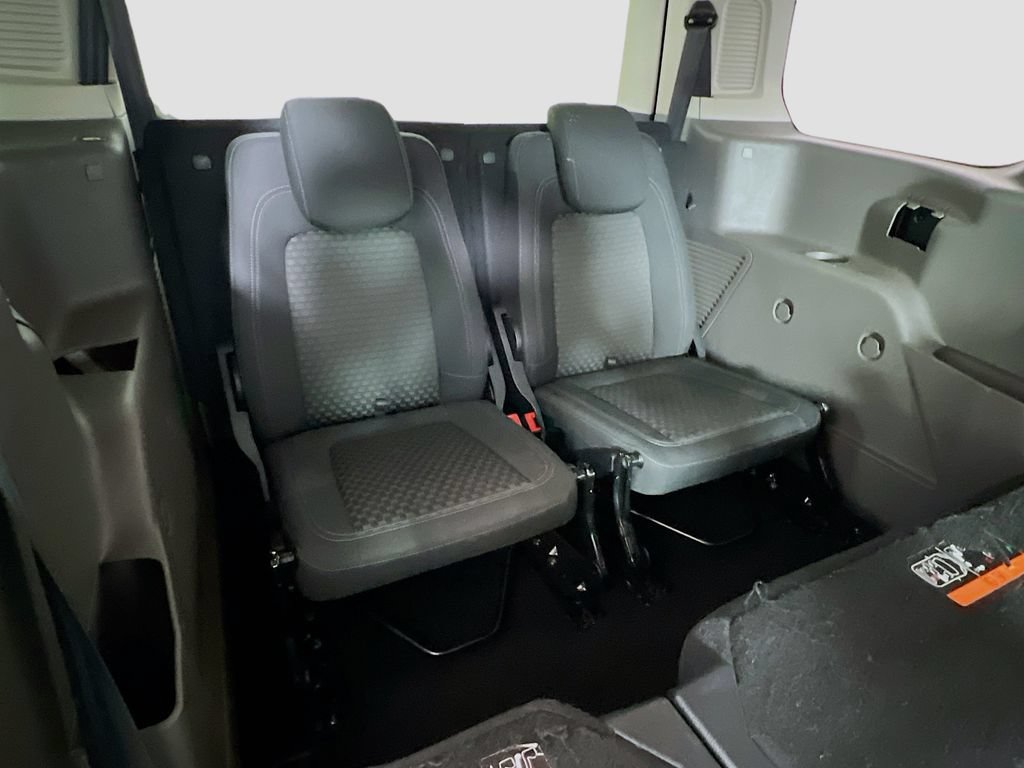 Certified 2021 Ford Transit Connect XLT FWD image 31