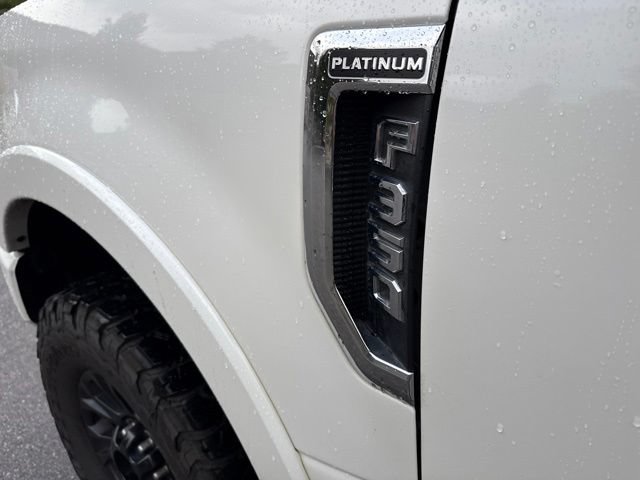 Certified 2022 Ford F350 Platinum w/ Tremor Off-Road Package AWD/4WD image 17