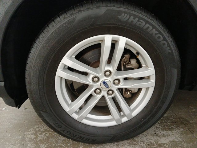 Certified 2022 Ford Explorer XLT image 30