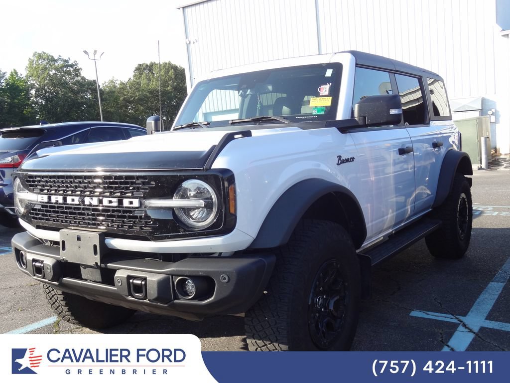 Certified 2023 Ford Bronco Wildtrak AWD/4WD image 3