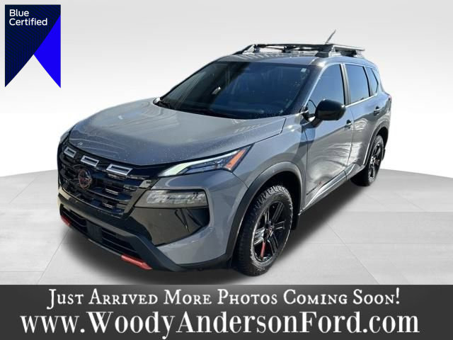 Used 2025 Nissan Rogue SV