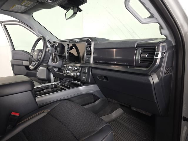 Certified 2025 Ford F350 Lariat w/ Black Appearance Package image 23