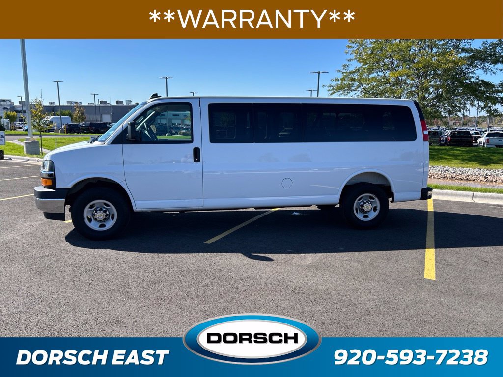 Used 2025 Chevrolet Express 3500 LT w/ LT Preferred Equipment Group RWD image 2