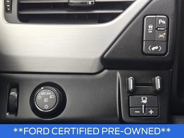 Used 2018 GMC Yukon XL SLT w/ Premium Edition RWD image 28