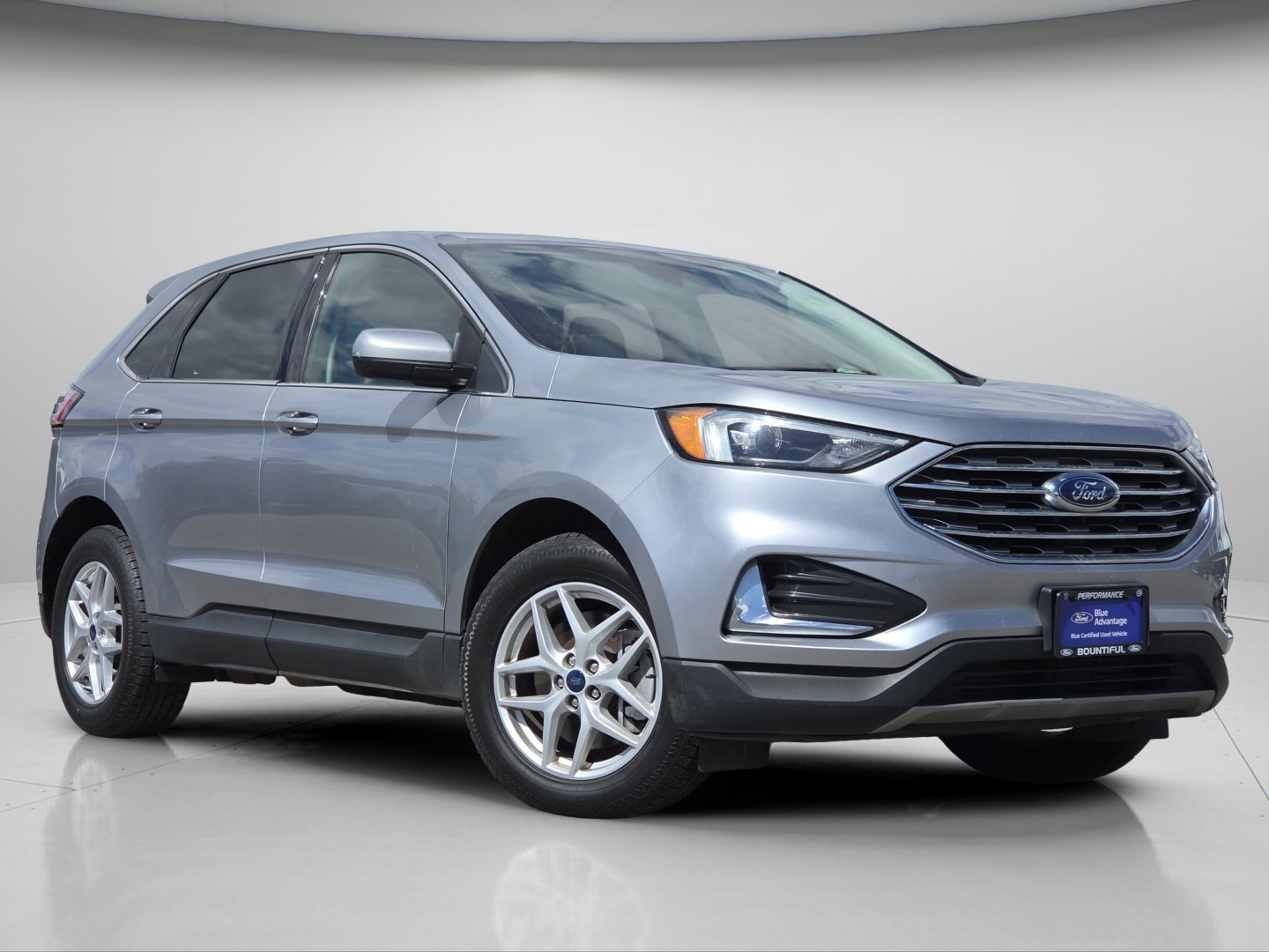 Certified 2022 Ford Edge SEL AWD/4WD image 2