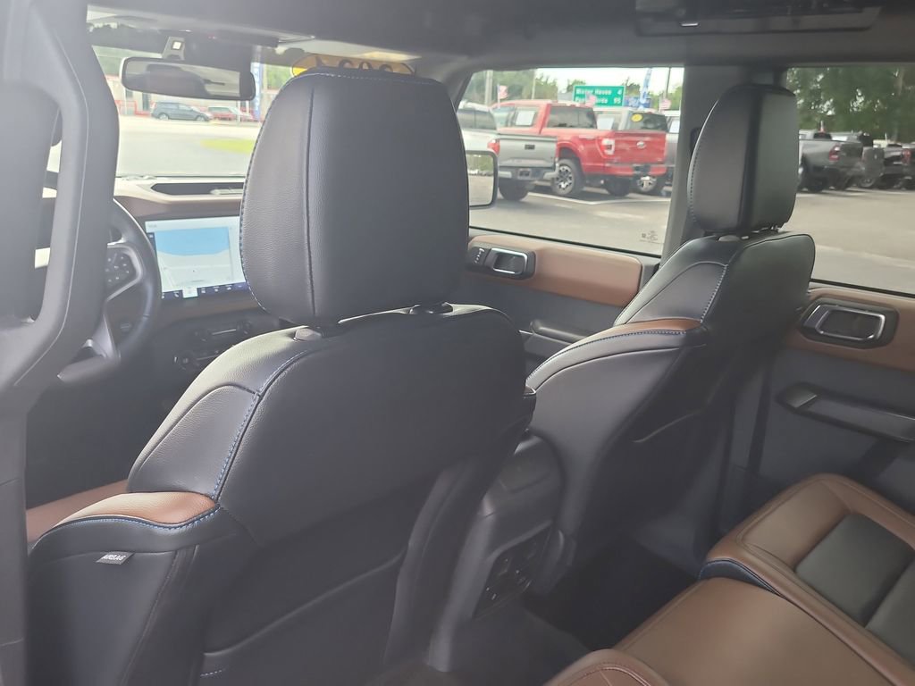 Certified 2024 Ford Bronco Outer Banks AWD/4WD image 9