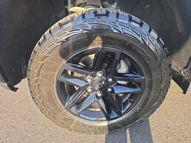 Used 2019 Chevrolet Silverado 1500 Custom Trail Boss AWD/4WD image 10