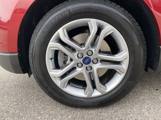 Certified 2018 Ford Edge Titanium w/ Equipment Group 301A AWD/4WD image 10