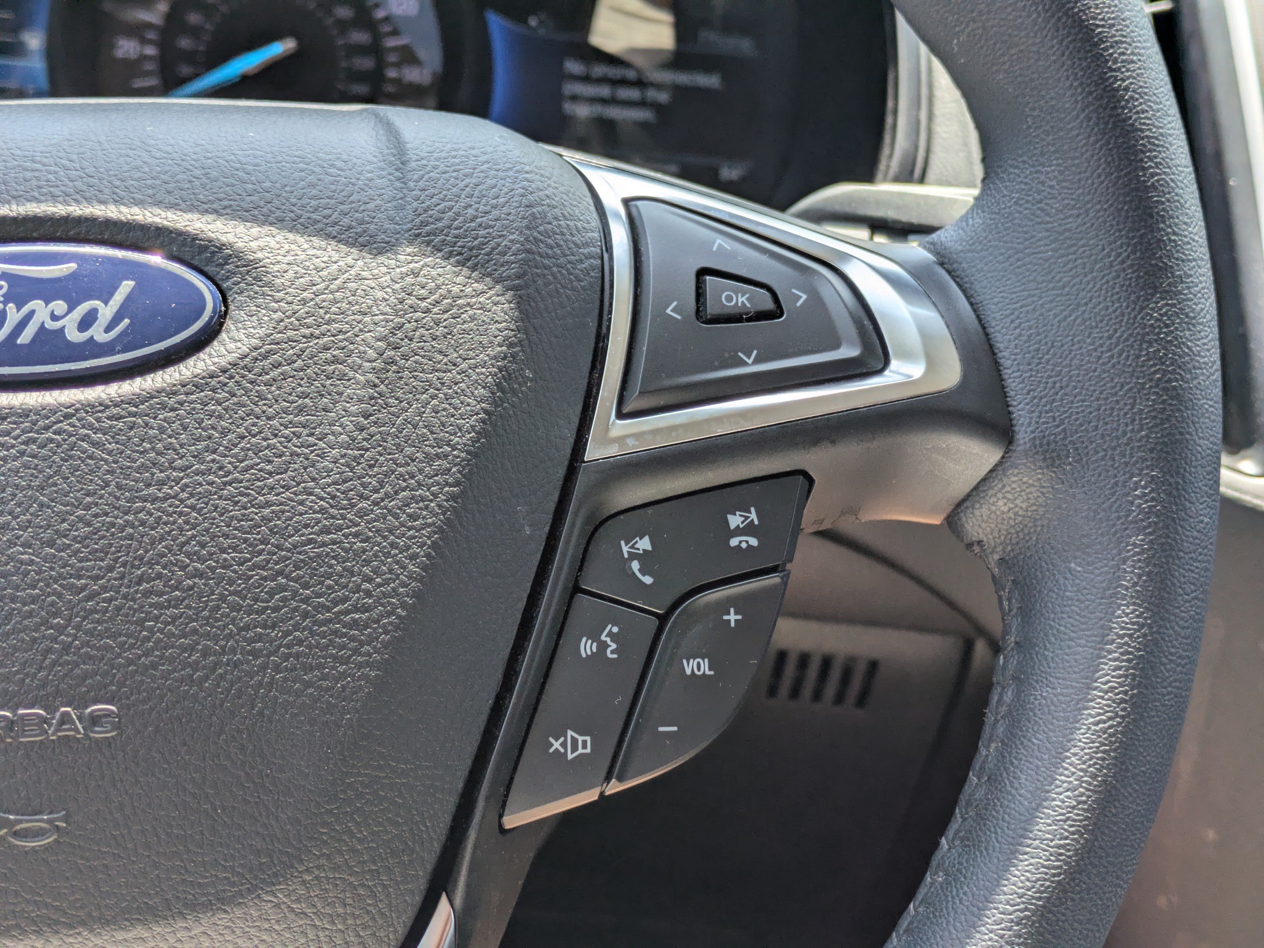 Certified 2024 Ford Edge SEL w/ Convenience Package AWD/4WD image 19