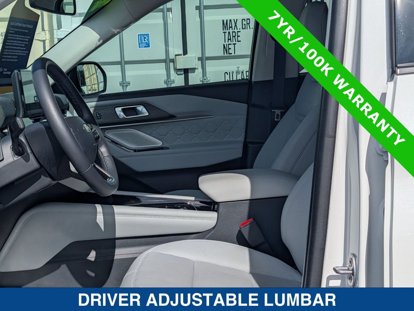 Certified 2025 Ford Explorer Platinum w/ Ultimate Package image 21