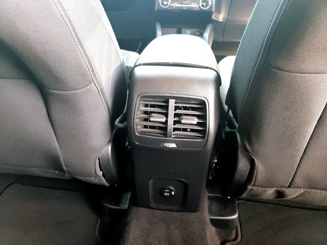 Certified 2022 Ford Escape SE w/ SE Sport Appearance Package AWD/4WD image 26