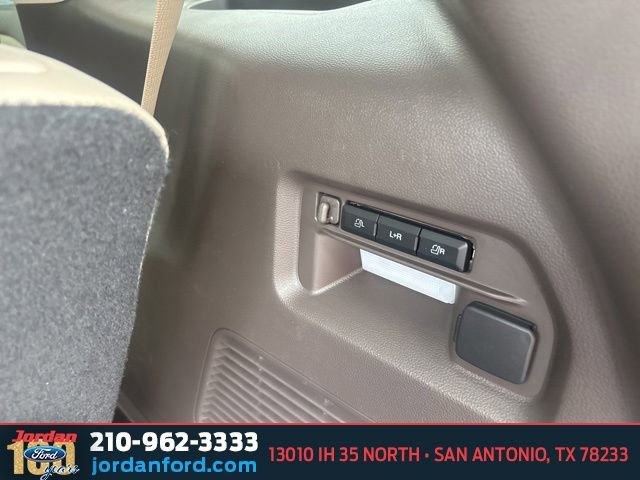 Certified 2023 Ford Explorer Platinum w/ Premium Technology Package AWD/4WD image 10
