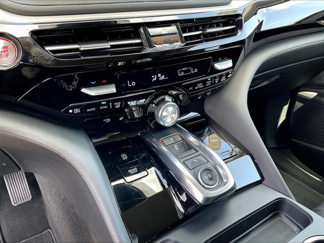 Used 2025 Acura MDX SH-AWD image 23