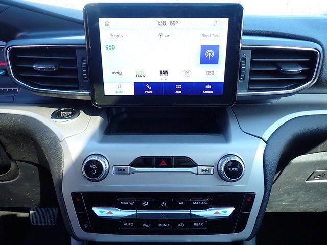 Certified 2023 Ford Explorer XLT w/ Equipment Group 202A image 28