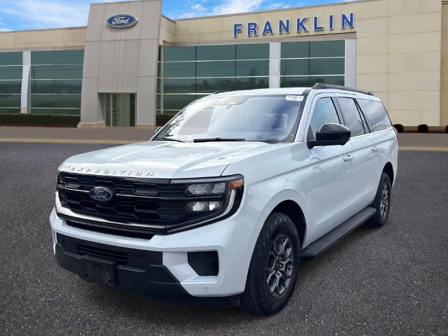 Certified 2025 Ford Expedition Max Active AWD/4WD image 3