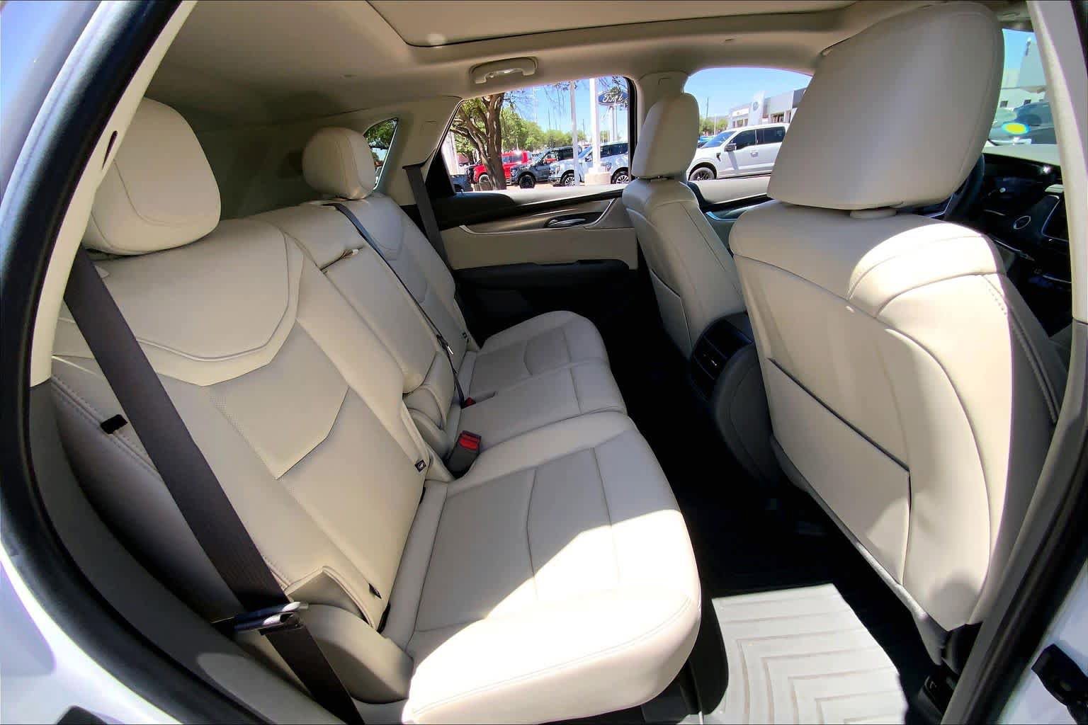 Used 2021 Cadillac XT5 Premium Luxury FWD image 20