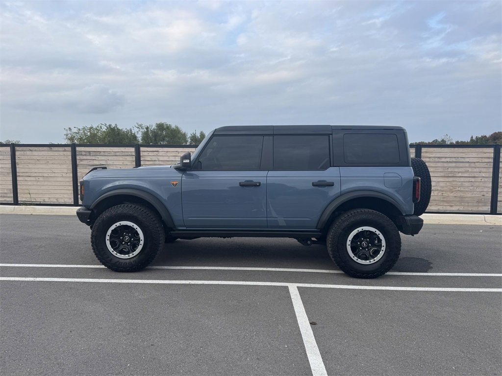 Certified 2025 Ford Bronco Badlands image 2