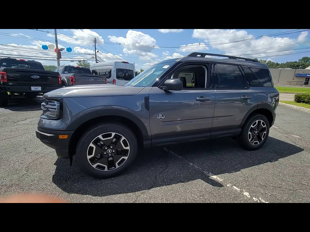 Certified 2023 Ford Bronco Sport Outer Banks w/ Tech Package AWD/4WD image 6