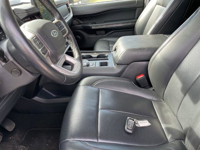 Certified 2024 Ford Expedition Max XLT image 9