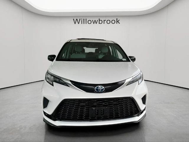 Used 2021 Toyota Sienna XSE FWD image 7