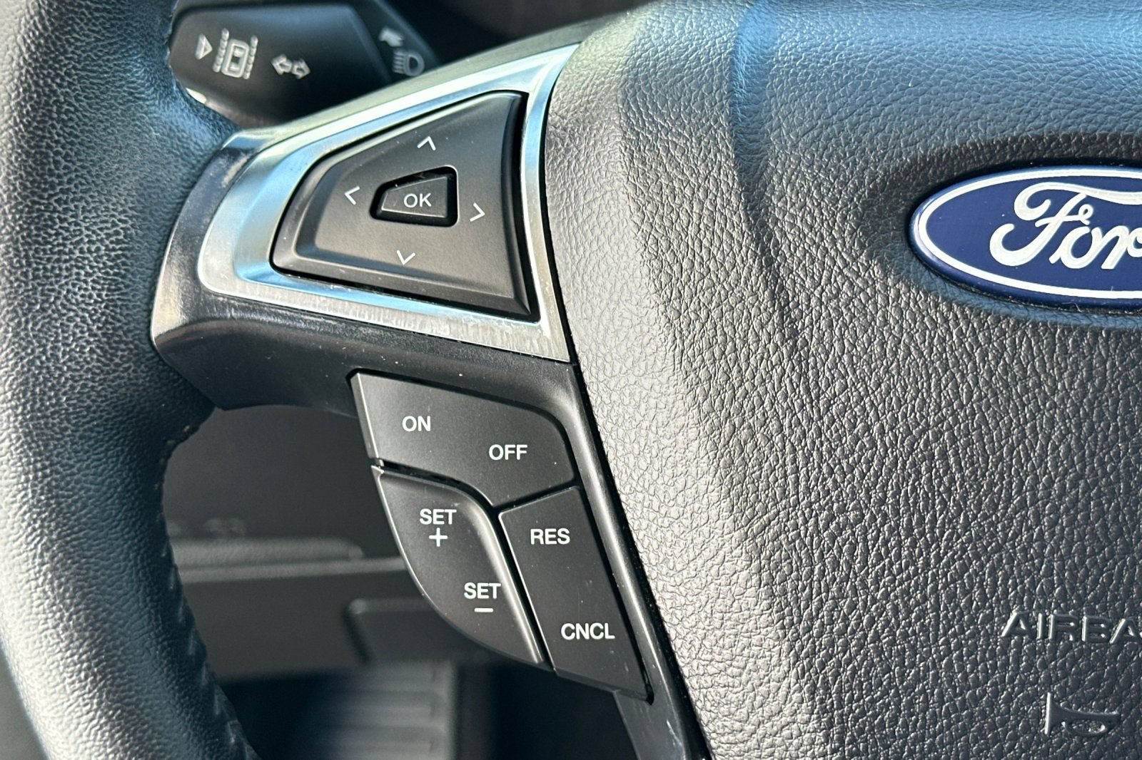 Certified 2024 Ford Edge SEL w/ Convenience Package AWD/4WD image 25