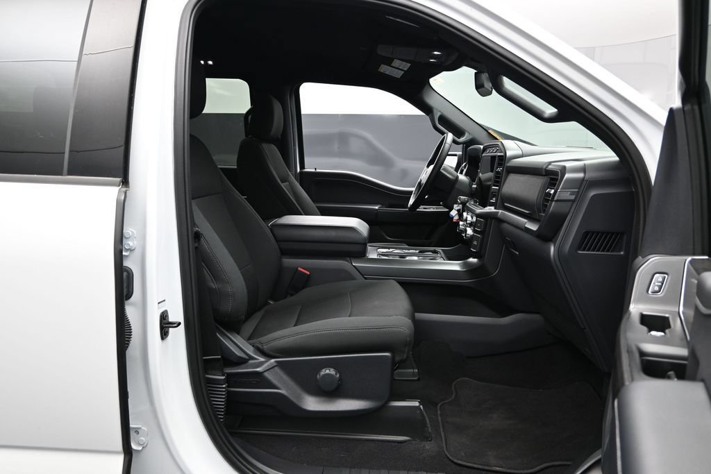 Certified 2024 Ford F150 XLT w/ XLT Black Appearance Package AWD/4WD image 20