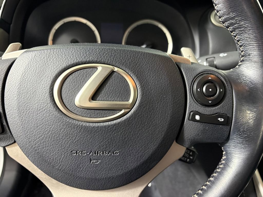 Used 2016 Lexus IS 200t image 23