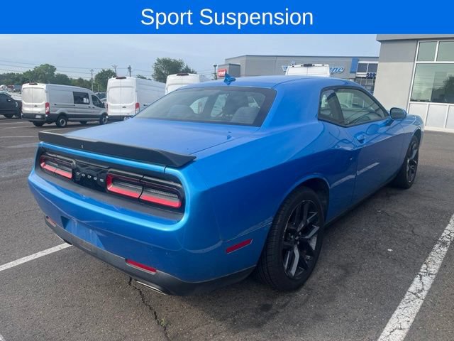 Used 2019 Dodge Challenger SXT w/ Blacktop Package RWD image 5