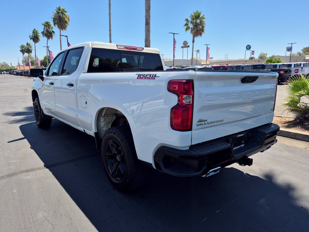 Used 2023 Chevrolet Silverado 1500 LT Trail Boss w/ Convenience Package II AWD/4WD image 8