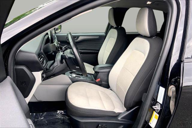 Certified 2024 Ford Escape Active FWD image 9