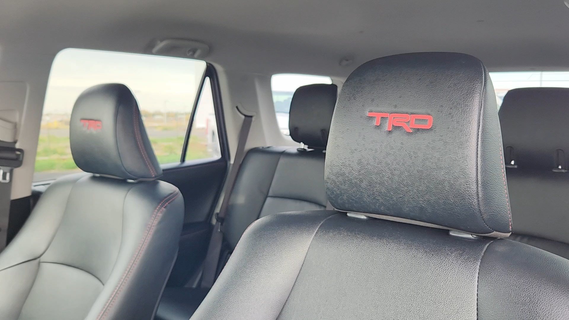 Used 2022 Toyota 4Runner TRD Off-Road Premium AWD/4WD image 10