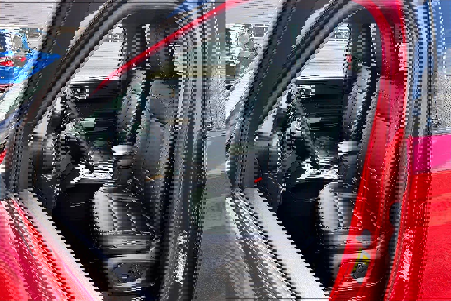 Certified 2022 Ford Explorer XLT w/ Equipment Group 202A image 11