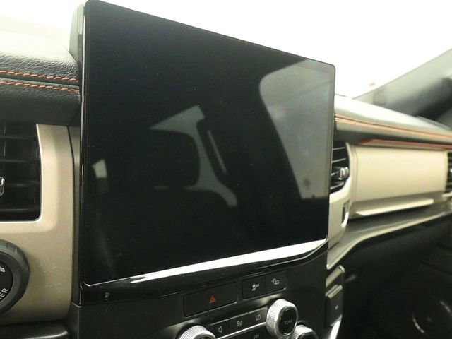 Certified 2022 Ford Expedition Timberline image 17