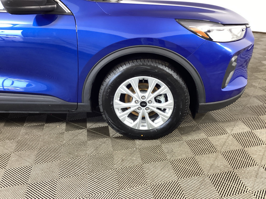 Certified 2023 Ford Escape Active FWD image 7