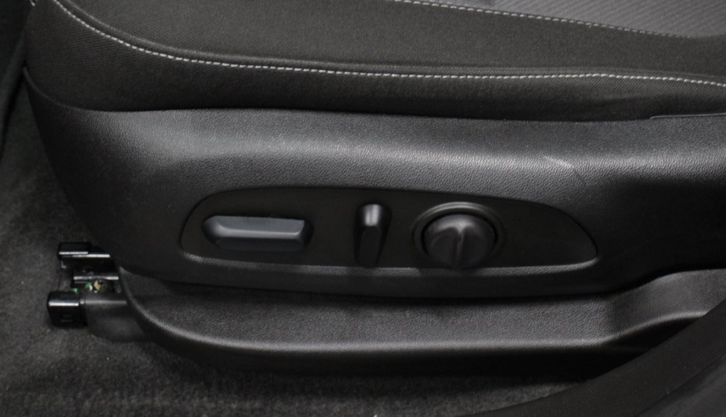 Used 2023 Chevrolet Blazer LT image 21