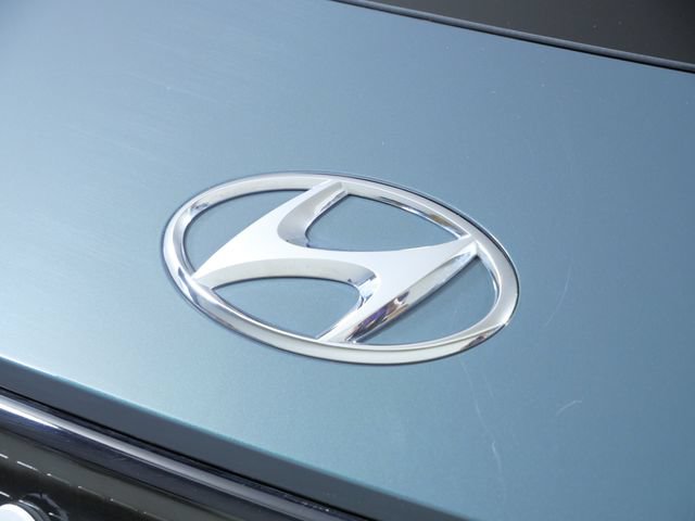 Used 2023 Hyundai Ioniq 5 SEL w/ Cargo Package AWD/4WD image 7