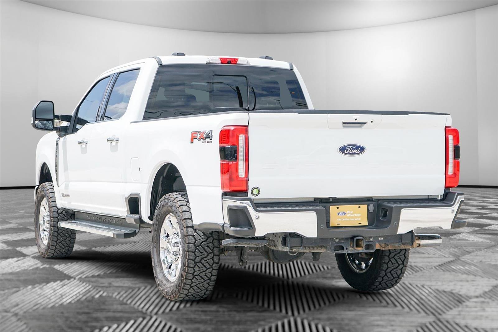 Certified 2023 Ford F250 Lariat w/ Chrome Package AWD/4WD image 6