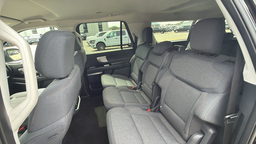 Certified 2025 Ford Expedition Max Active AWD/4WD image 24