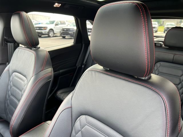 Certified 2024 Ford Escape ST-Line Elite w/ Premium Technology Package image 19