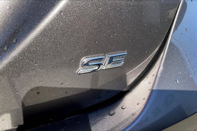 Used 2019 Toyota Camry SE FWD image 8