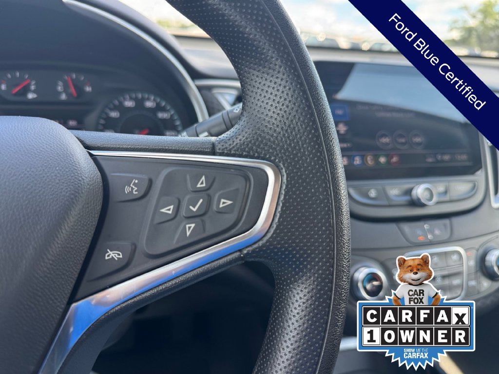 Used 2025 Chevrolet Malibu LT FWD image 38