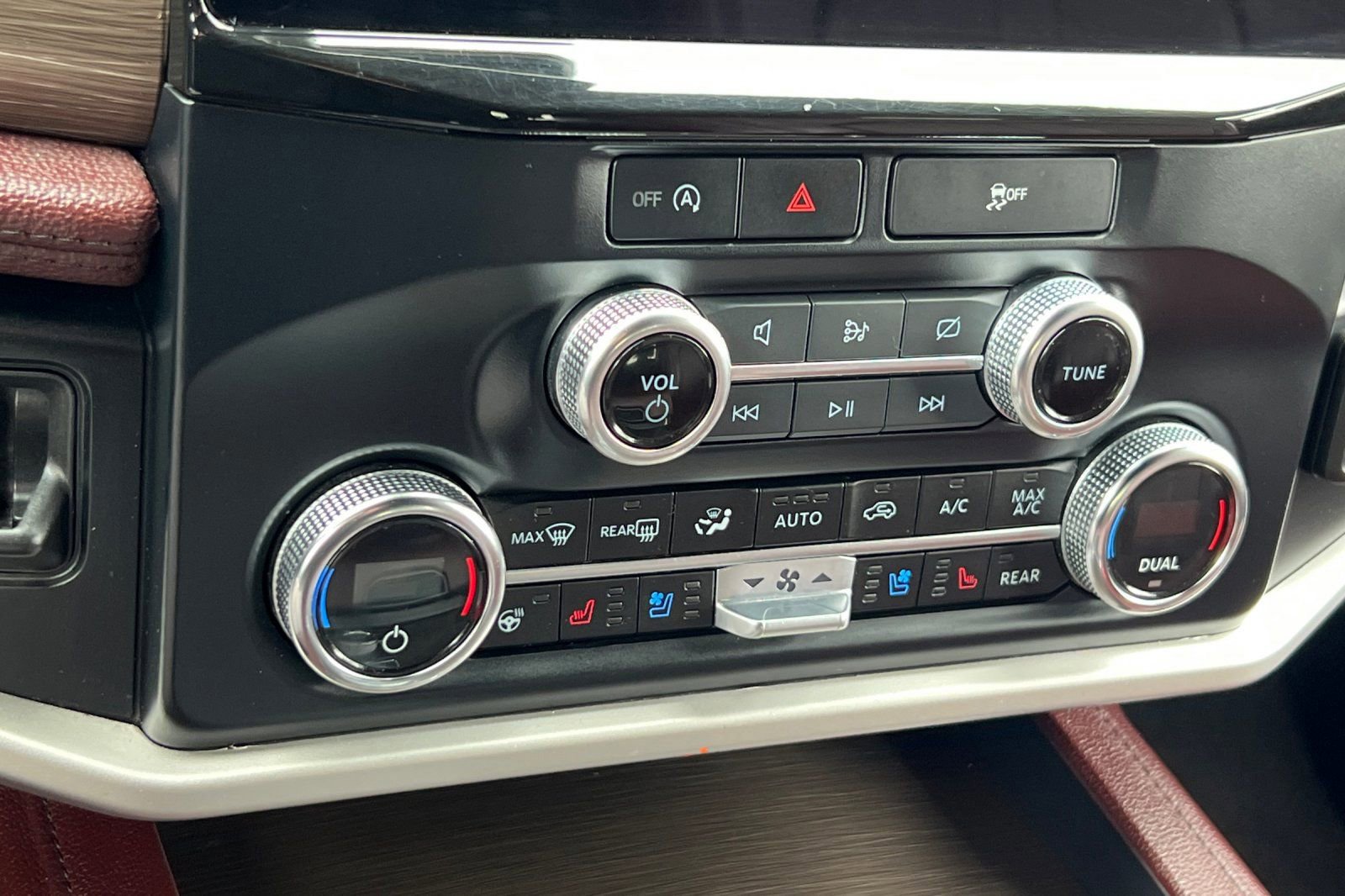 Certified 2023 Ford Expedition Max Limited image 23