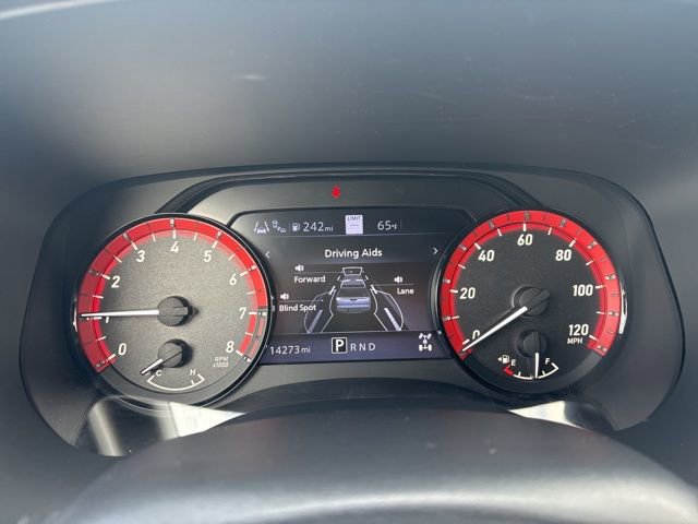 Used 2022 Nissan Frontier PRO-4X image 15