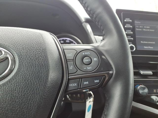 Used 2024 Toyota Camry SE image 16