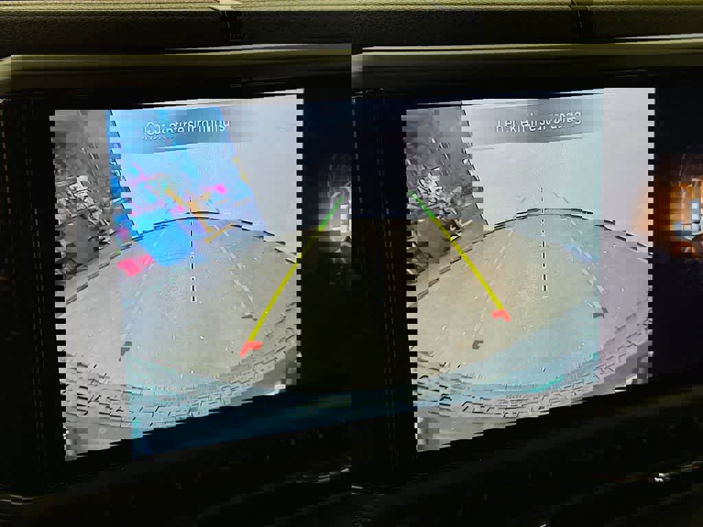 Used 2024 Jeep Wrangler Willys image 28