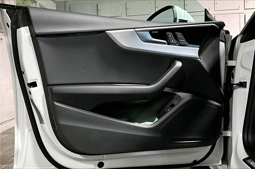 Used 2025 Audi A5 2.0T Premium Plus image 22