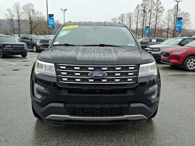 Certified 2017 Ford Explorer Limited image 3
