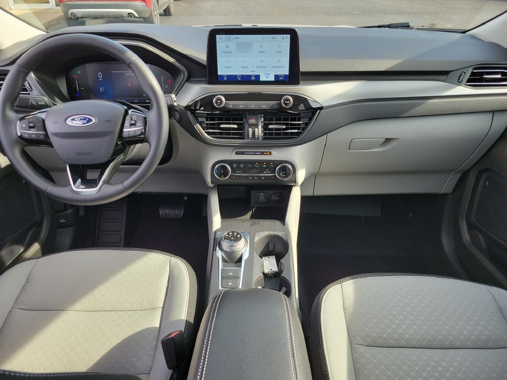Certified 2026 Ford Escape Active w/ Cold Weather Package AWD/4WD image 12