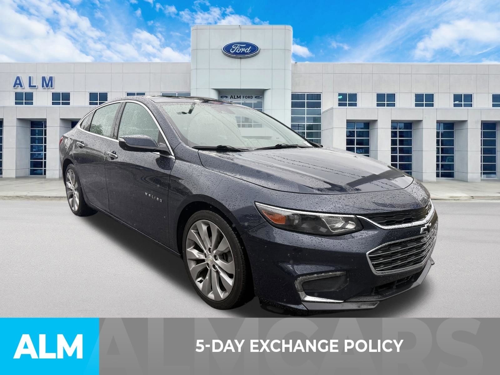 Used 2017 Chevrolet Malibu Premier w/ Premier Sun and Wheel Package FWD image 3